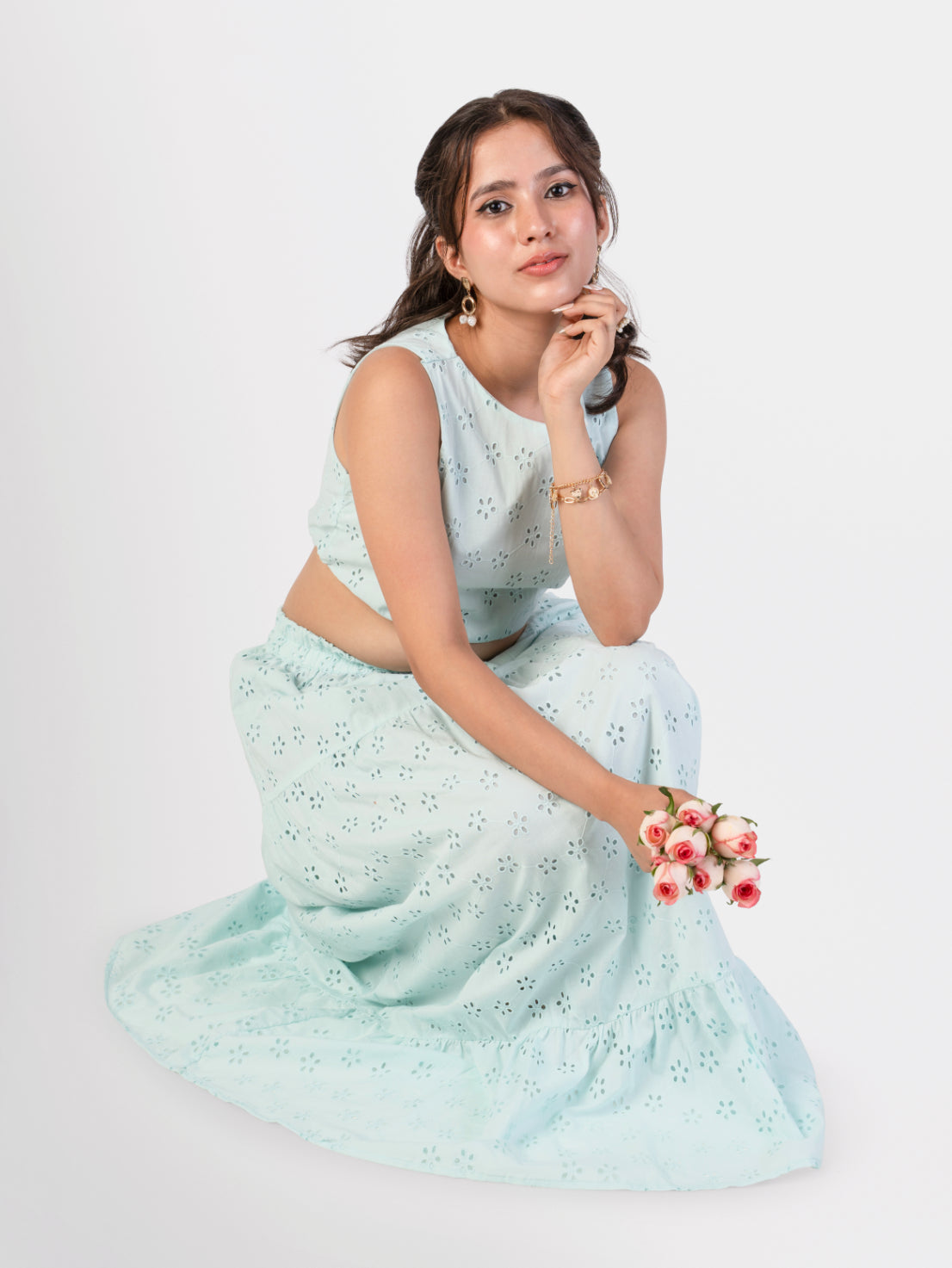 2 Coords, 4 Products - 48% off on Black Friday Sale