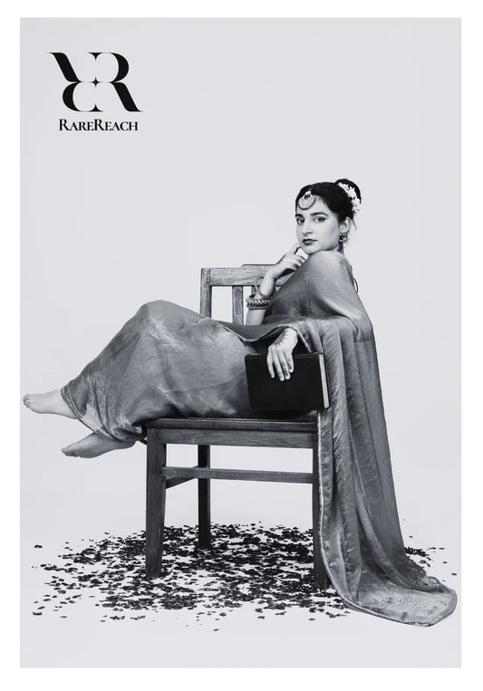 Best Saree Fabrics for Petite Women of heights 4'8" to 5'3"