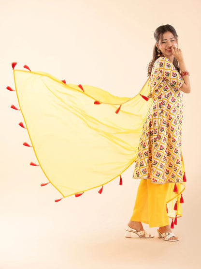 Comfortable yellow anarkali set for plus size curvy Indian women, festive