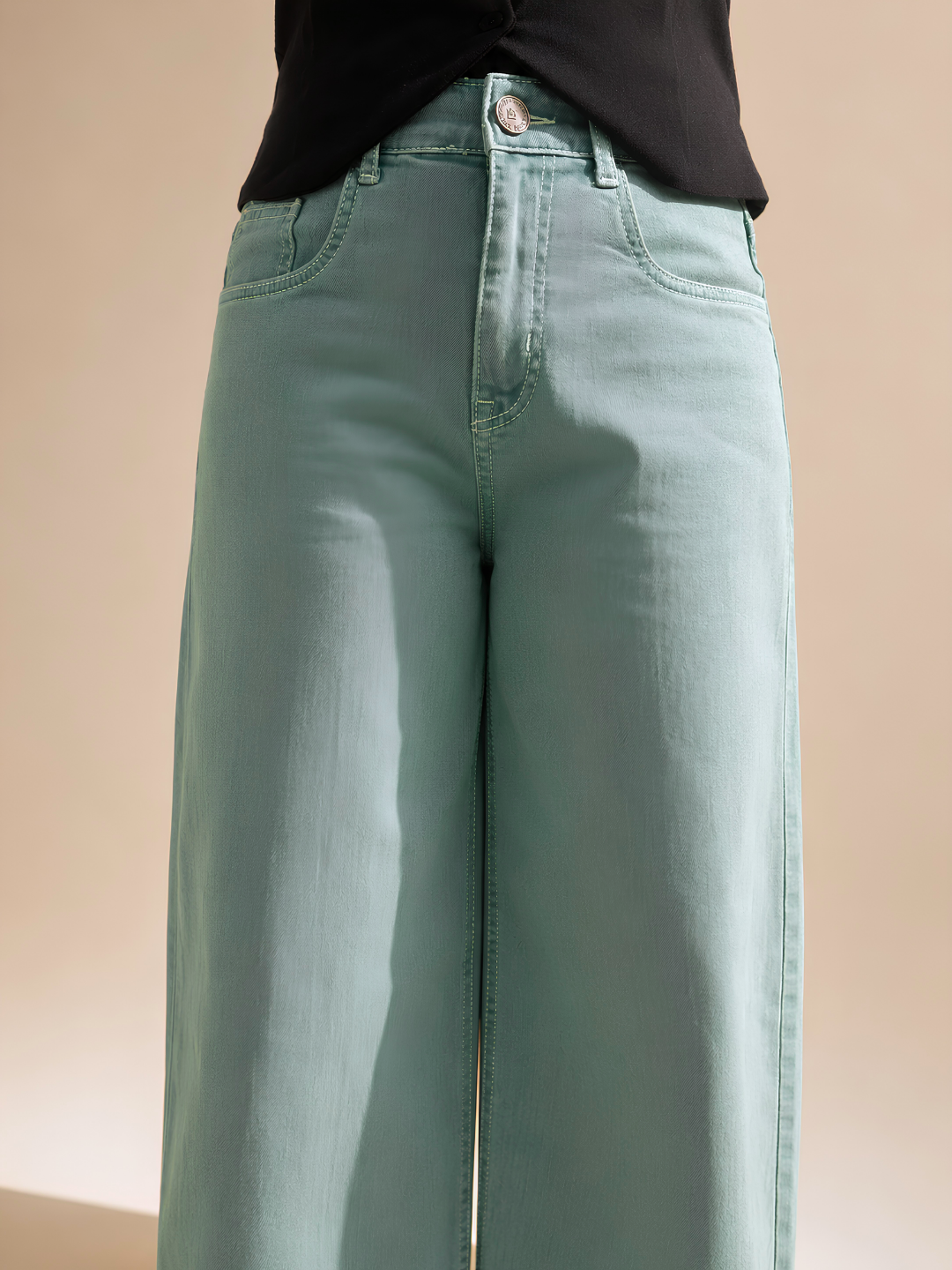 The Dream Wide-Leg Jeans - Light Blue Wash