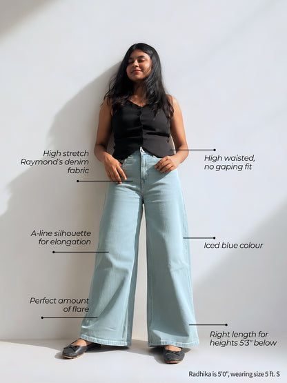 Light blue wide-leg jeans for women 5 feet 3 and under: high waist, stretch denim, A-line silhouette