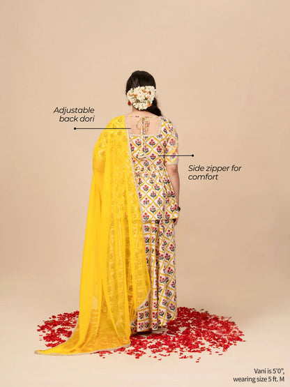 The Ambarsariya Gharara Set