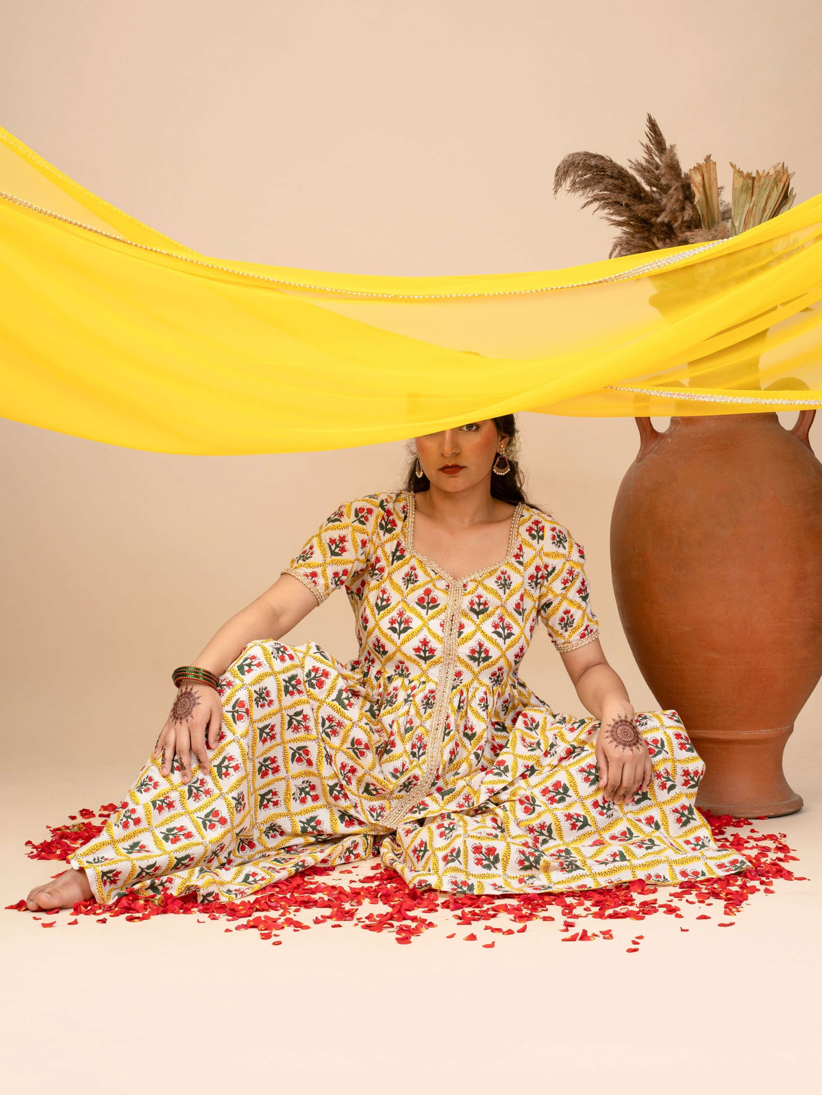 Flowy Ambarsariya anarkali that flatters the tummy for curvy Indian women