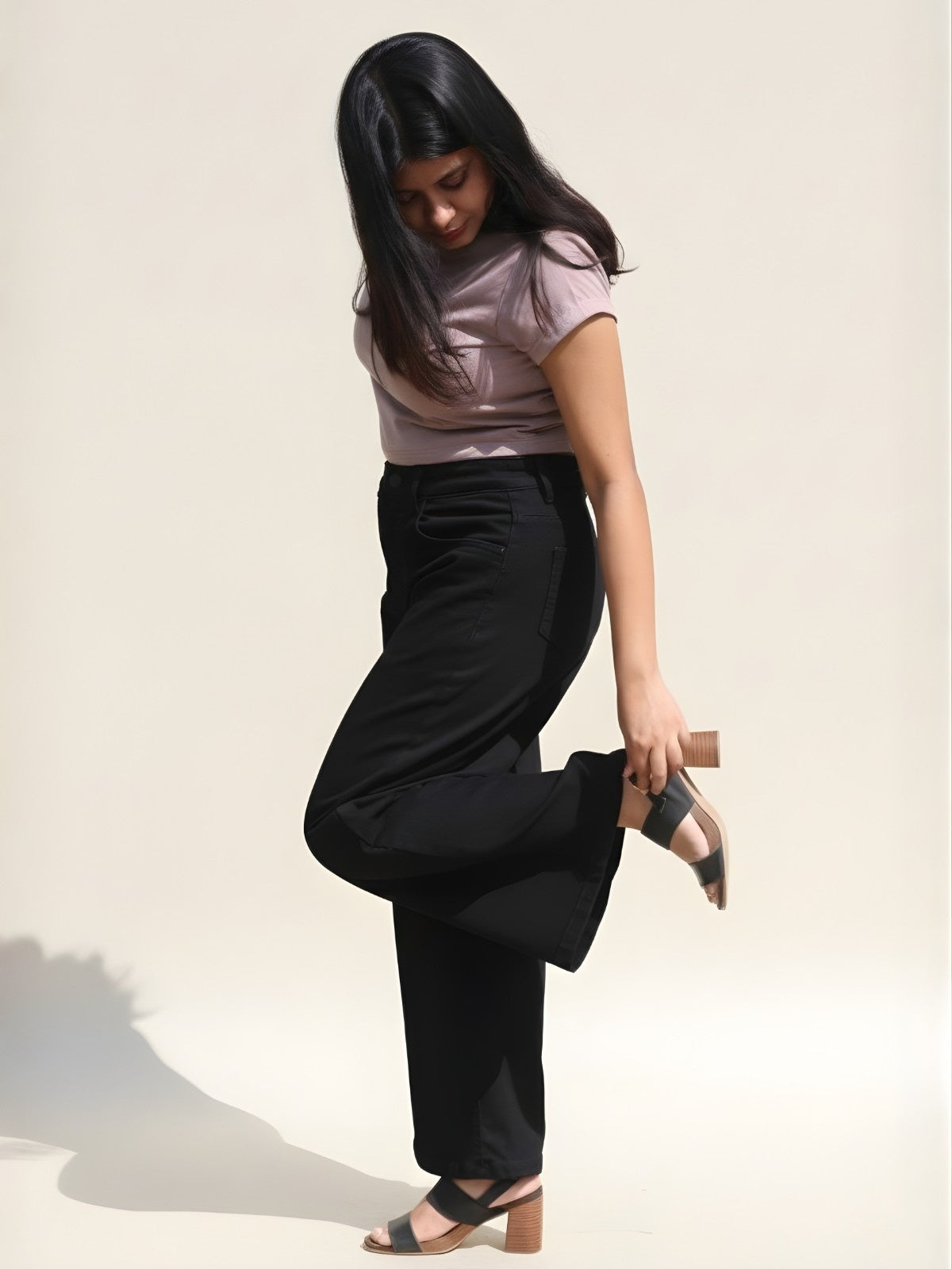 The Dream Wide-Leg Jeans - Black