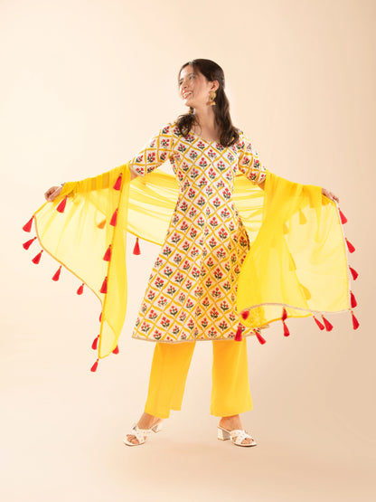 The Kesariya Anarkali Set