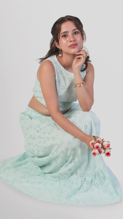 2 Coords, 4 Products - 48% off on Black Friday Sale